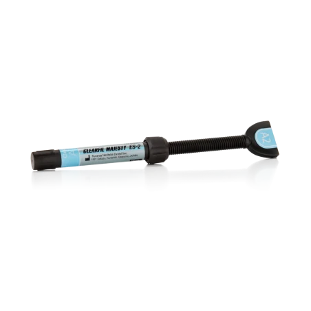 CLEARFIL Majesty ES-2 PREMIUM 3,6g Data Ważności : 31-10-2026